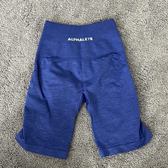 Alphalete Biker Short - Picture 2 of 2